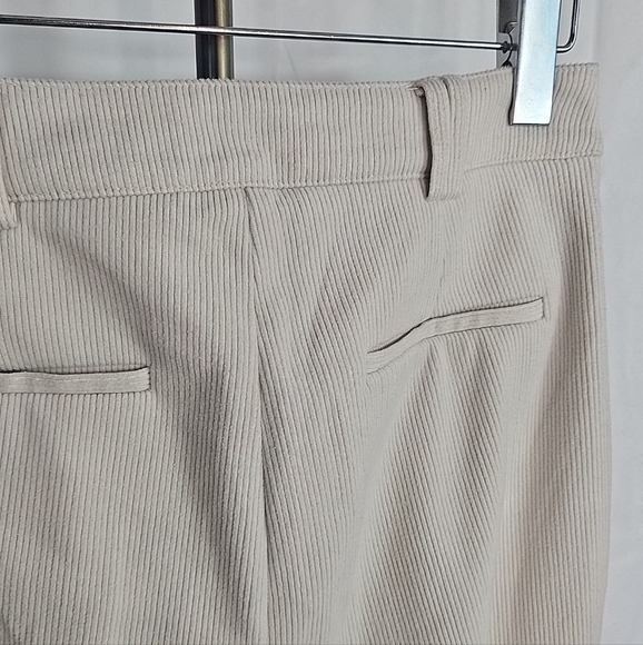 House of Harlow Wide Leg High Waist Soft Curduroy pants size 6 - Picture 10 of 16